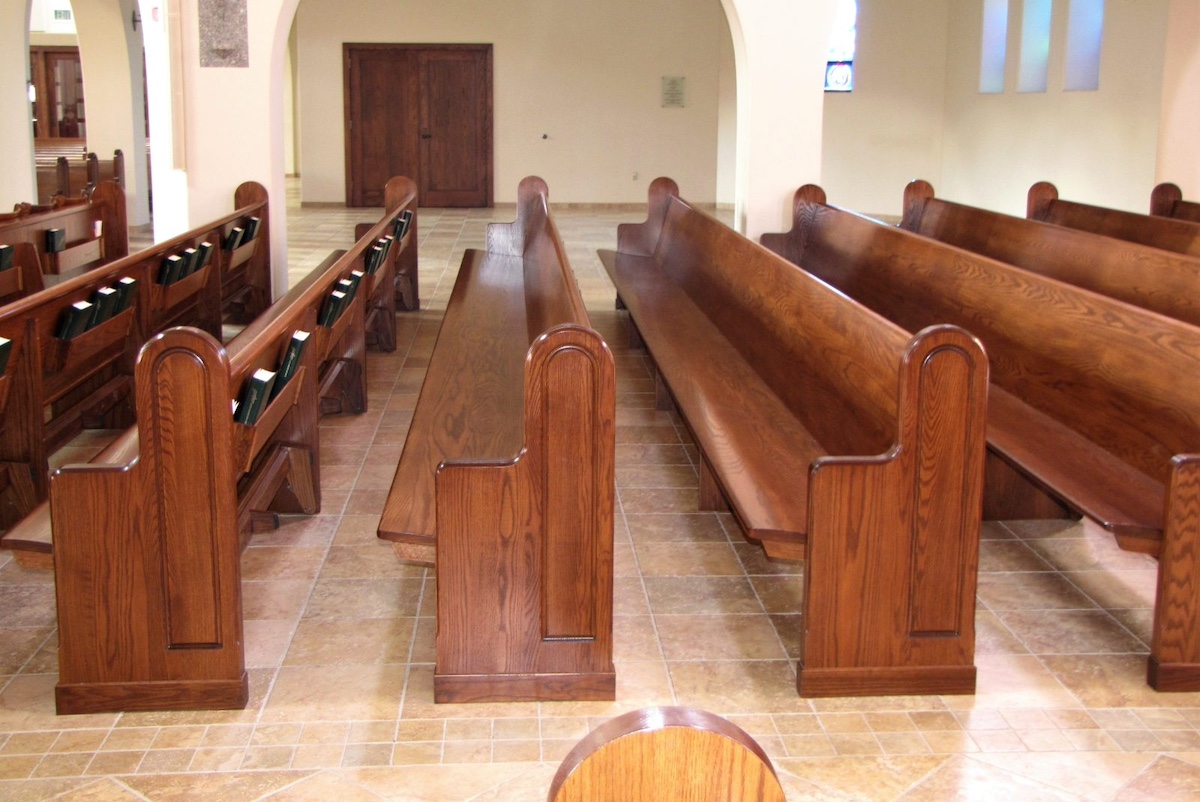 Modern Church Chairs vs. Traditional Church Pew: Which is Better? Image